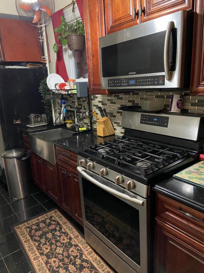 A Lavish Room In Queens New York Exterior foto